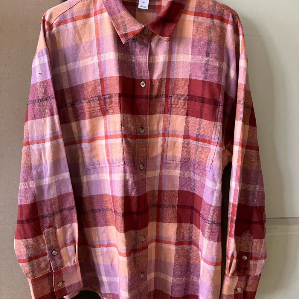 Plaid Button-Up Shirt in Red and Pink